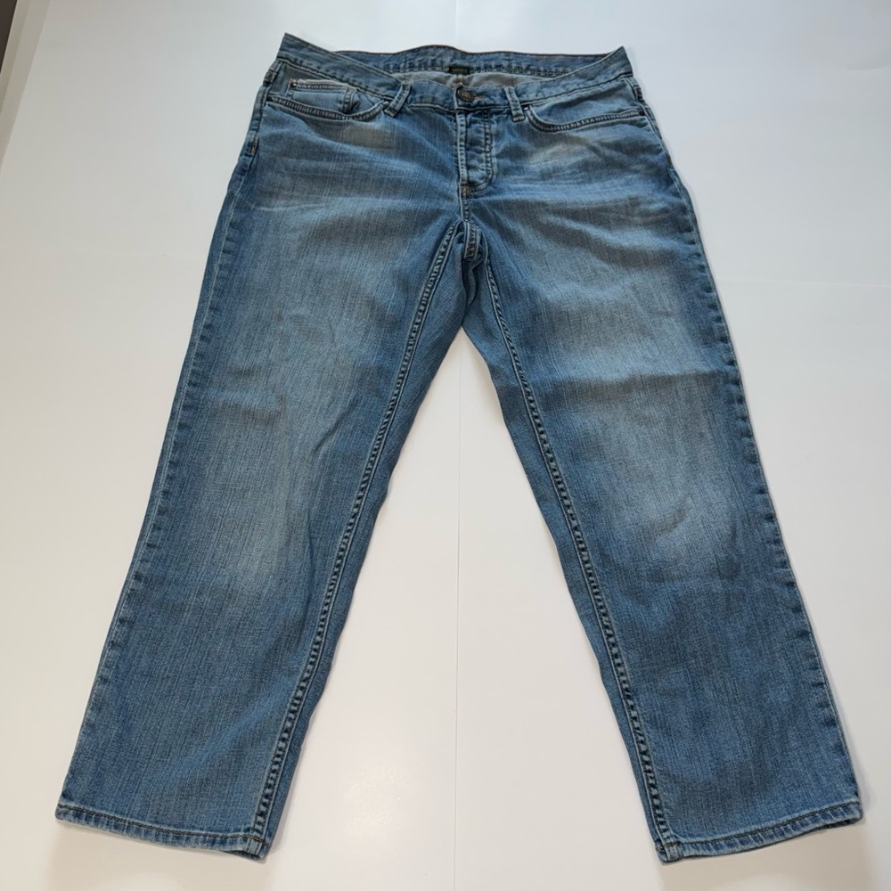 Eddie Bauer relaxed boyfriend fit size 6 jeans no zipper